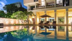The Colonnade (D10), Condominium #465182111